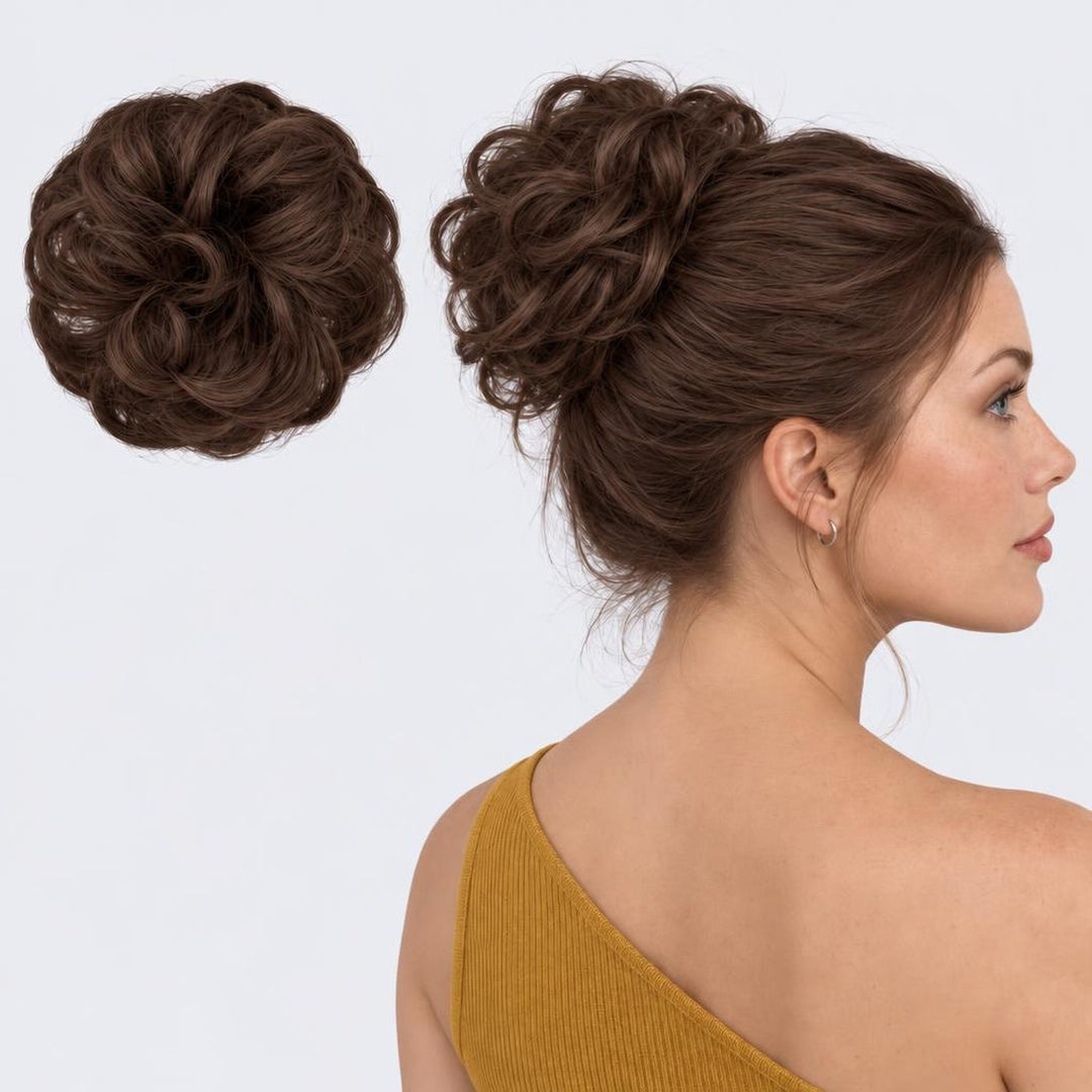 Tangled Scrunchie, sävy Mocha – kihara hiuslisäke-nuttura, irrallaan ja mallin päässä